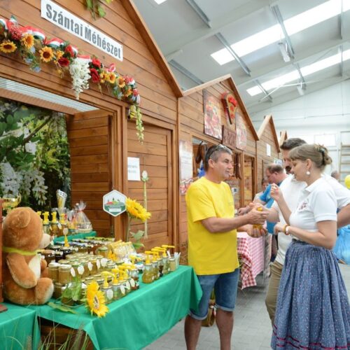 Hungarikumok és Kiváló Magyar Áruk csarnoka